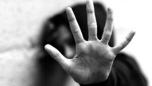 زوجات يتعرضن للتحرش من أخوان أزواجهن 2 زوجات يتعرضن للتحرش من أخوان أزواجهن