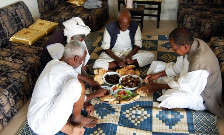 فرحة باهتة.. عيد السودانيين .. غربة وشجن وحنين للديار