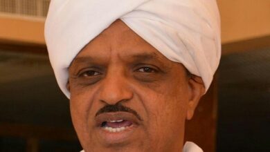 كرار التهامي: حتى لا تتكرر الحلقة المفرغة، احذروا الأفاعي العشر 7 د. كرار التهامي: توم بيريلو وسرير بروكرست