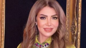 حدث غريب.. فنانة تشتبك مع ضيفها على الهواء 2 حدث غريب.. فنانة تشتبك مع ضيفها على الهواء