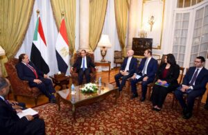 وزير الخارجية يناقش ملفات ساخنة مع نظيره المصري 3 IMG 20241107 WA0112