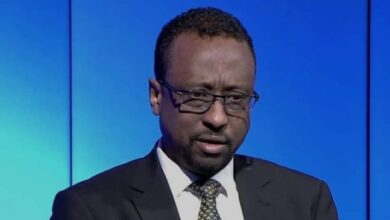 الإعيسر: الحكومة لن توقع على إتفاق لا يقبله السودانيون