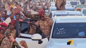 البرهان يقف على إستعدادات الفرقة الثالثة بشندي 2 البرهان يقف على إستعدادات الفرقة الثالثة بشندي