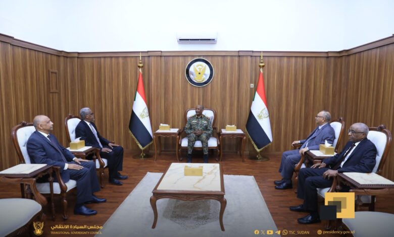 البرهان يزود سفيري تونس والكنغو بتوجيهات مهمة 1 IMG 20250216 WA0260