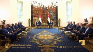 ماوراء زيارة البرهان للقاهرة..محللون ينفدون 2 IMG 20250428 WA0357