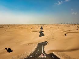 الطرق والجسور تعلن عن إنفاذ إزالة الكثبان الرملية بالشمالية 2 الطرق والجسور تعلن عن إنفاذ إزالة الكثبان الرملية بالشمالية