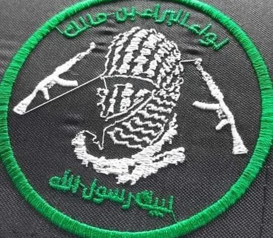 لواء البراء يكشف تمسكه بإرتداء “الكوفية”!! 1 FB IMG 1713551477792