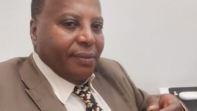 مهندس سوداني يحقق إنجازا تاريخيا بنيله درع التميز للمرة 25 7 IMG 20250526 WA0498