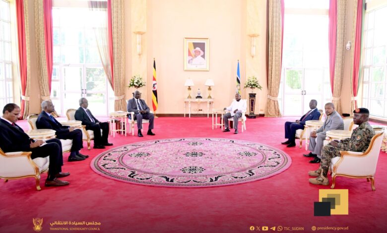 عقار يطالب موسفيني كرئيس للآلية الافري بدور مهم تجاه السودان 1 IMG 20250529 WA0460