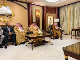 رئيس الوزراء يتماثل للشفاء وتوقعات بلقائه ولي العهد 2 رئيس الوزراء يتماثل للشفاء وتوقعات بلقائه ولي العهد