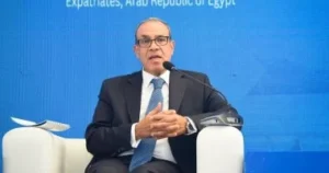 وزير الخارجية المصري يدعو لهدنة إنسانية بالسودان!