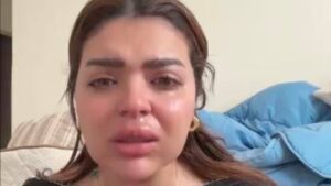 بلوغر شابة شغلت المصريين.. حاولت الإنتحار خلال بث مباشر