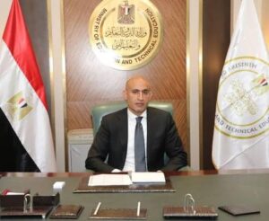 أوضاع المدارس السودانية على طاولة وزير التعليم السوداني والمصري 2 أوضاع المدارس السودانية على طاولة وزير التعليم السوداني والمصري