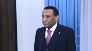 من يستحق التغيير ..رئيس الوزراء أم الوزراء؟! 2 من يستحق التغيير ..رئيس الوزراء أم الوزراء؟!