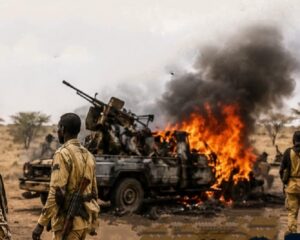 السودان..الدولة التي تُموِّل المليشيات لتُحارب نفسها 2 السودان..الدولة التي تُموِّل المليشيات لتُحارب نفسها