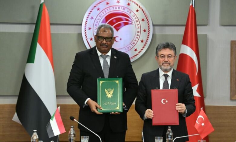 شراكات إقتصادية بين الخرطوم أنقرة في الزراعة والطاقة والتعدين 1 وزير الزراعة وتركيا 802x485 1