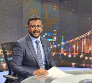 بين حوار البرهان والفيتوري.. وأقنعة الدم 2 بين حوار البرهان والفيتوري.. وأقنعة الدم