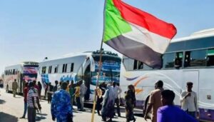 المئآت يعودون إلى السودان من مصر